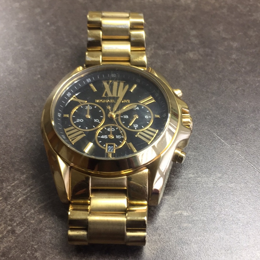 Michael Kors Watch - Picture 3 of 3